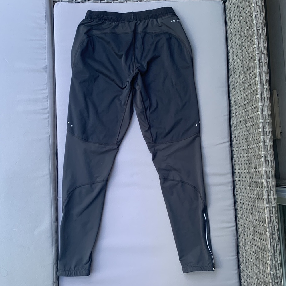 Not Available - image 2